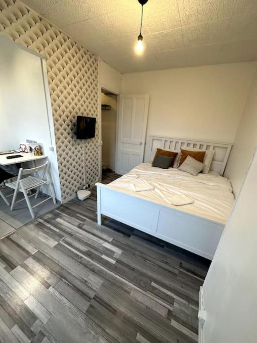 Studio Cosy A Bagneux Rer B A 500M Apartment Ngoại thất bức ảnh